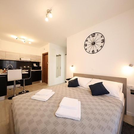 Piccola Pyrotima Appartement Zadar Buitenkant foto