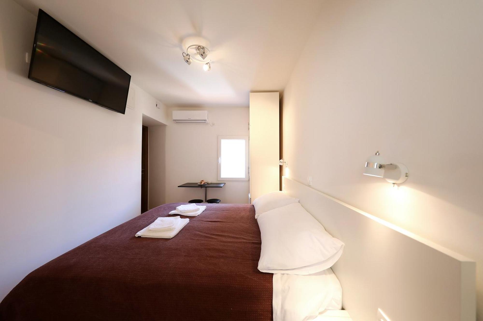 Piccola Pyrotima Appartement Zadar Buitenkant foto