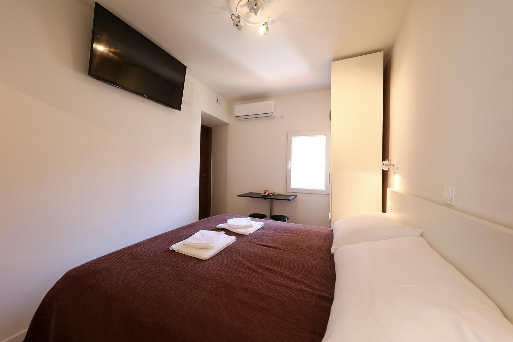 Piccola Pyrotima Appartement Zadar Buitenkant foto